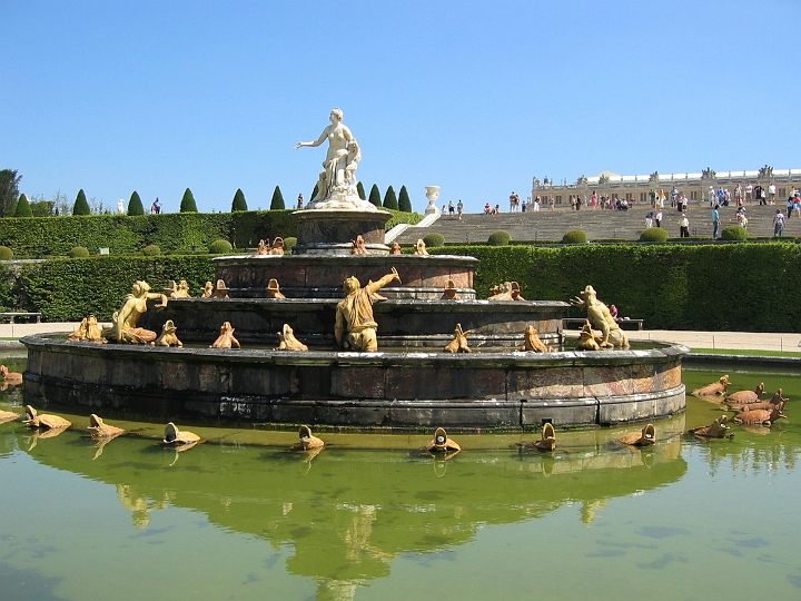 056 Versailles gardens.jpg